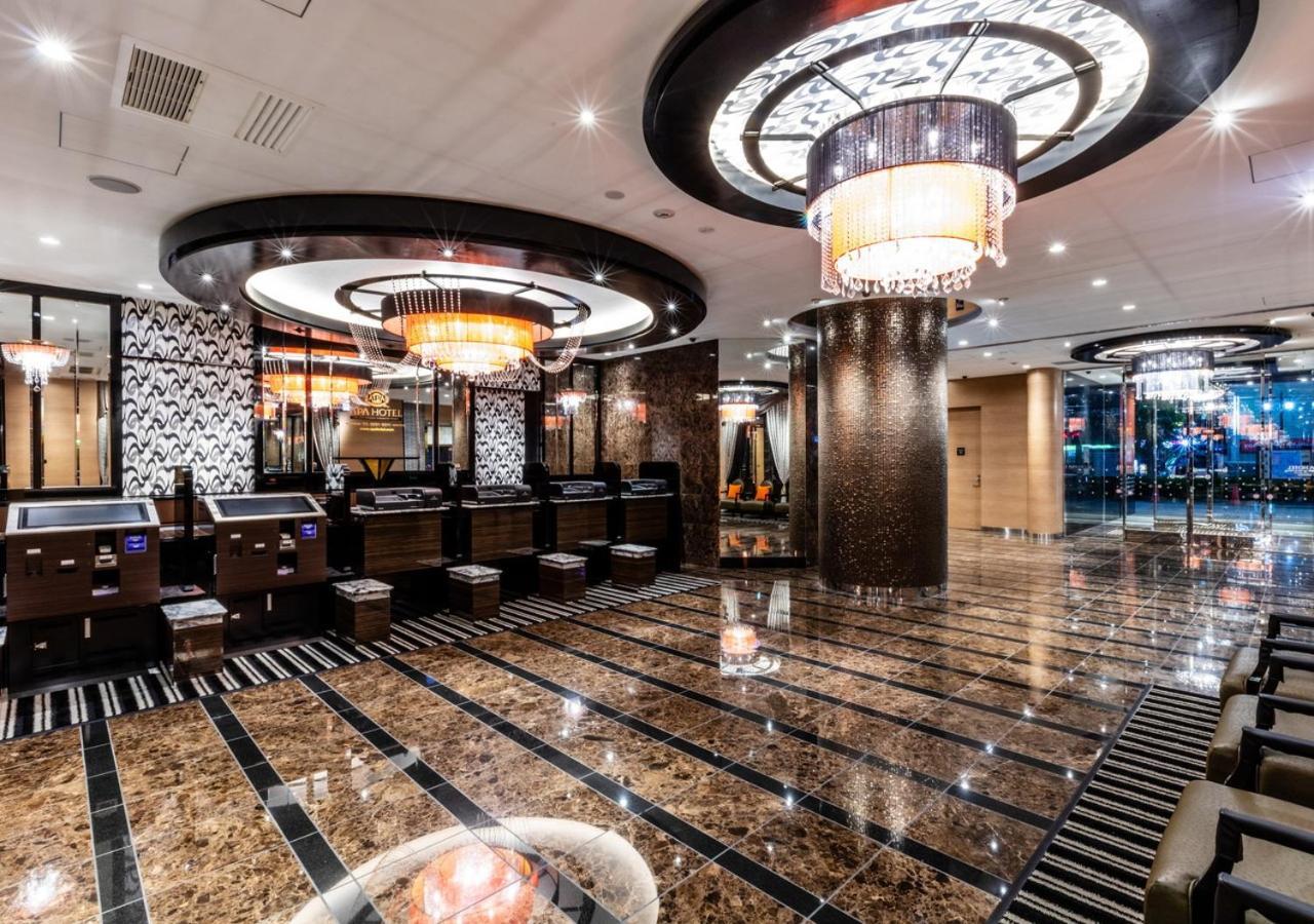 Apa Hotel Higashi Shinjuku Kabukicho Tower Tokyo Dış mekan fotoğraf